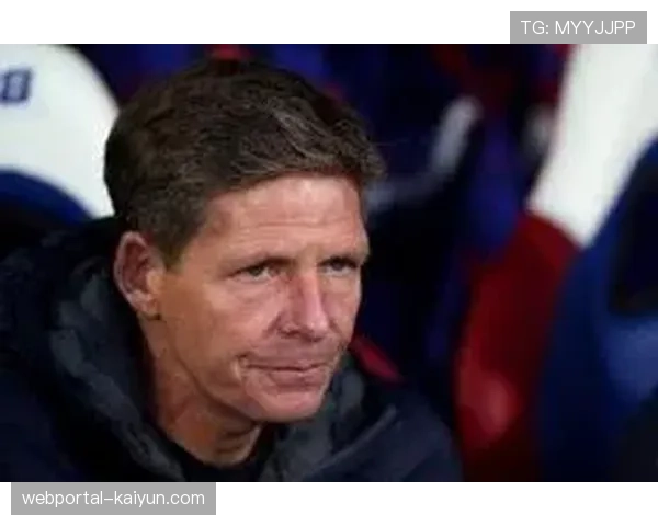 水晶宫格拉斯纳谈角球战术 英超裁判尺度助推内旋球流行 水晶宫格拉斯纳谈角球战术 英超裁判尺度助推内旋球流行